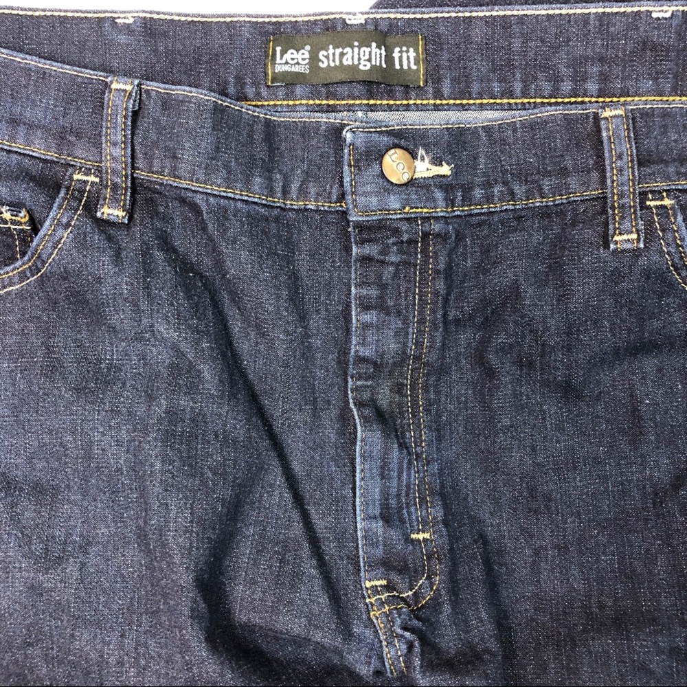 Men's Lee Straight Fit  42 X 30 Dungarees
